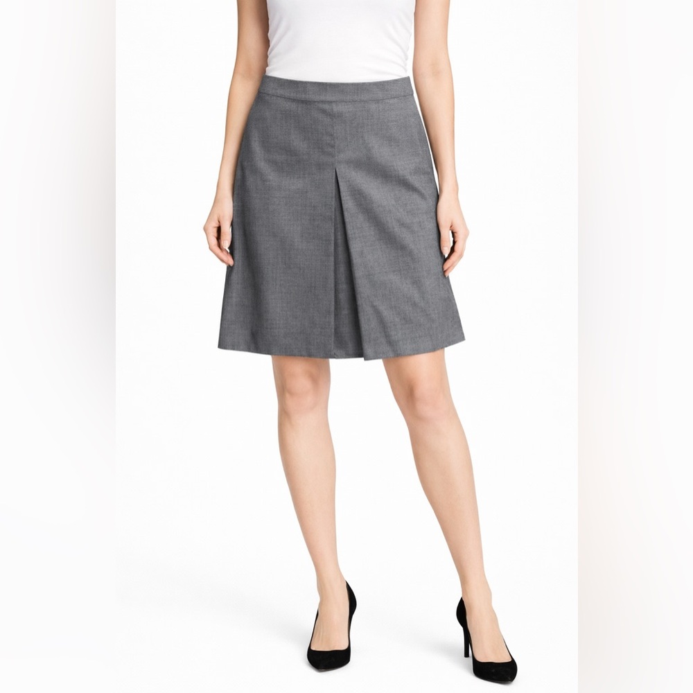 GAP‎ Gray A-Line Skirt with Full Silhouette